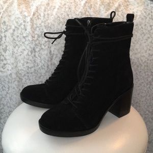 Suede block-heel Laced Booties